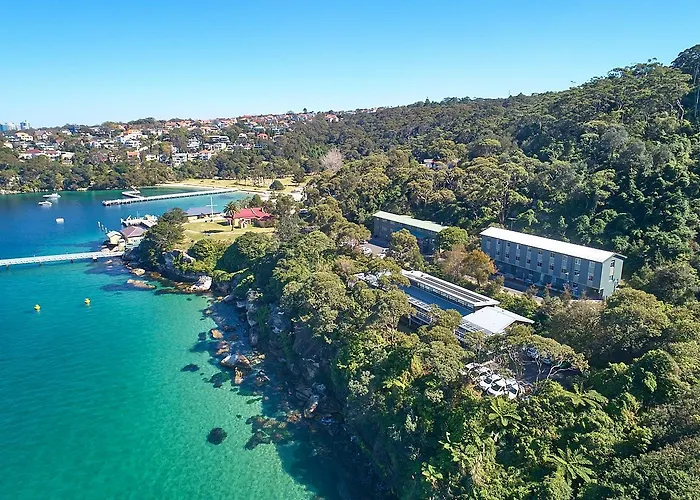Land\'S Edge Harbour Lodge